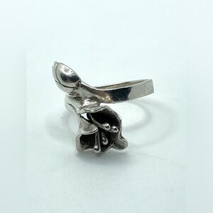 VTG Sterling Silver Floral 3D Lily Flower & Bud Bypass Ring Stamped 925 Sz 7.75